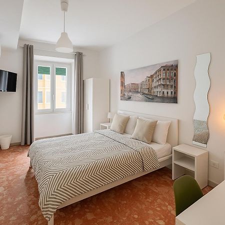 Colosseo Rooms B&B Roma Exterior foto